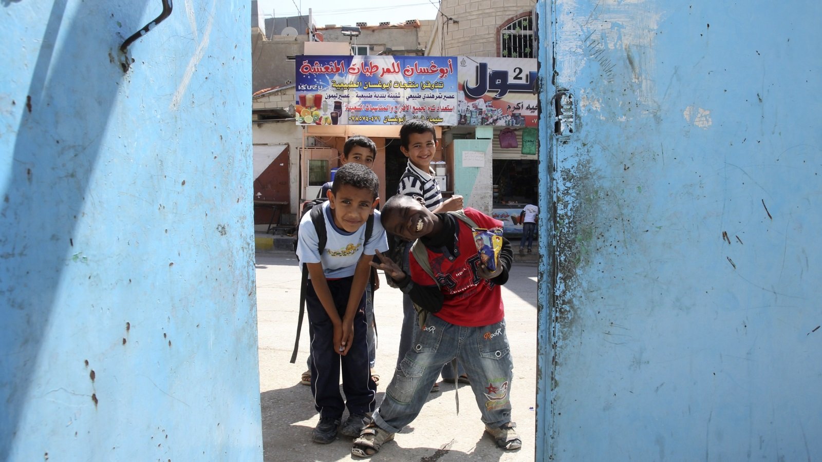 Kamp Pengungsi Gaza di Yordania, Terkurung ”Neraka” Musim Panas, Tak Bisa Didinginkan Kipas Angin