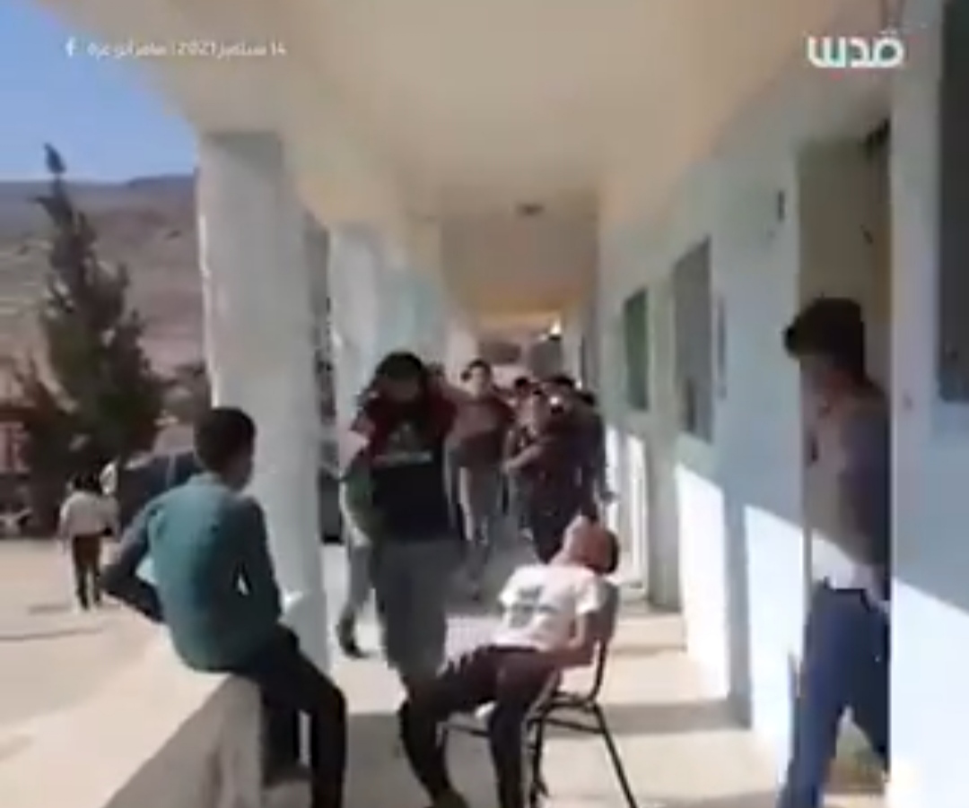 Tentara Zionis Serang Siswa Sekolah Palestina dengan Tabung Gas Airmata