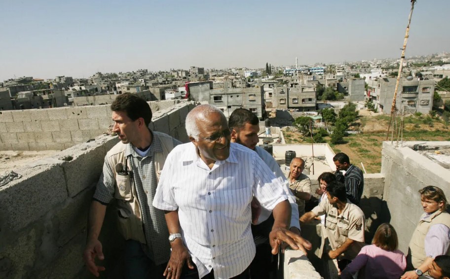 Gaza Memperingati Ikon Anti-Apartheid Desmond Tutu