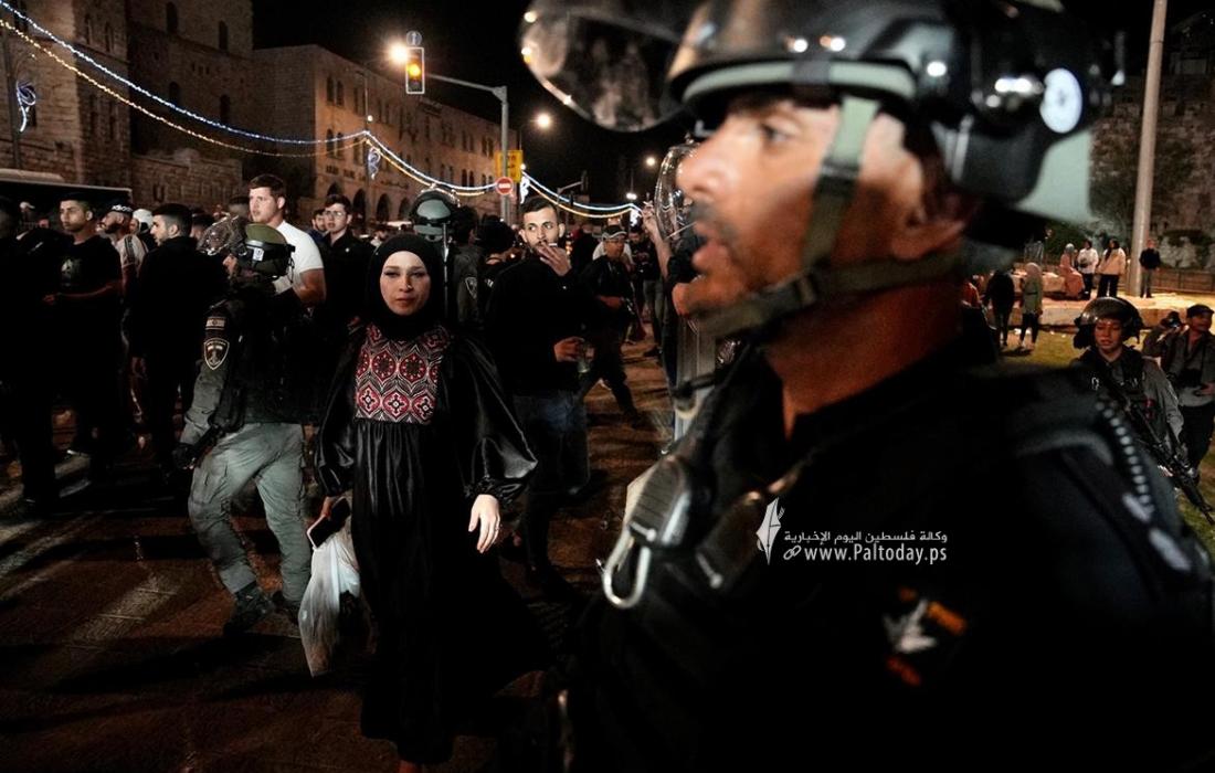 Pasukan Pendudukan Menangkap Seorang Gadis dari Sheikh Jarrah