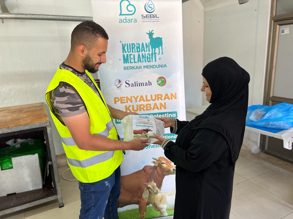 Distribusi Daging Kurban untuk Rakyat Al-Quds, Palestina