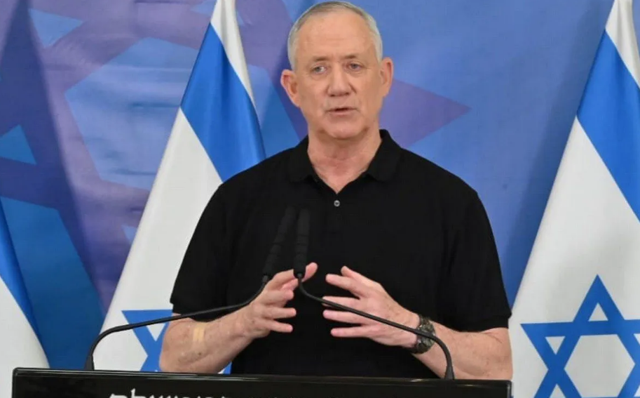 Menteri Pertahanan Israel Menyetujui Pemanggilan 25.000 Tentara Cadangan