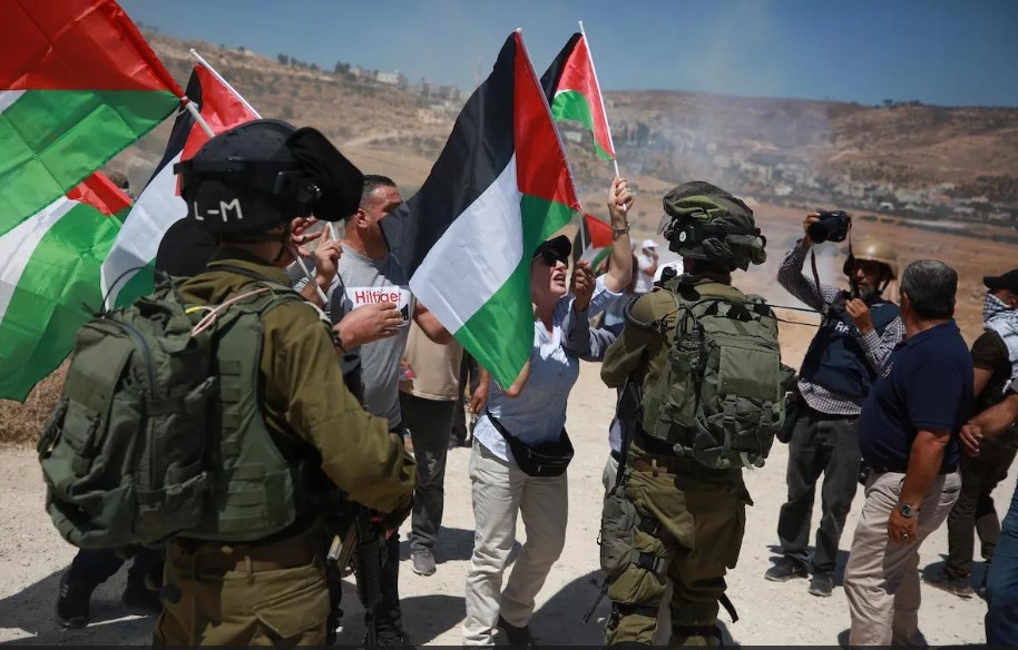 Ratusan Warga Palestina Terluka dalam Serangan Israel di Tepi Barat