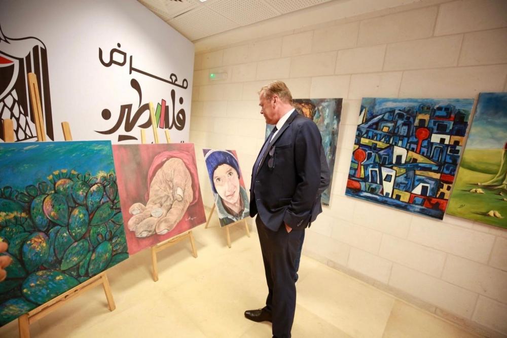 Pameran Seni Plastik "Seratus Lukisan dari Gaza"