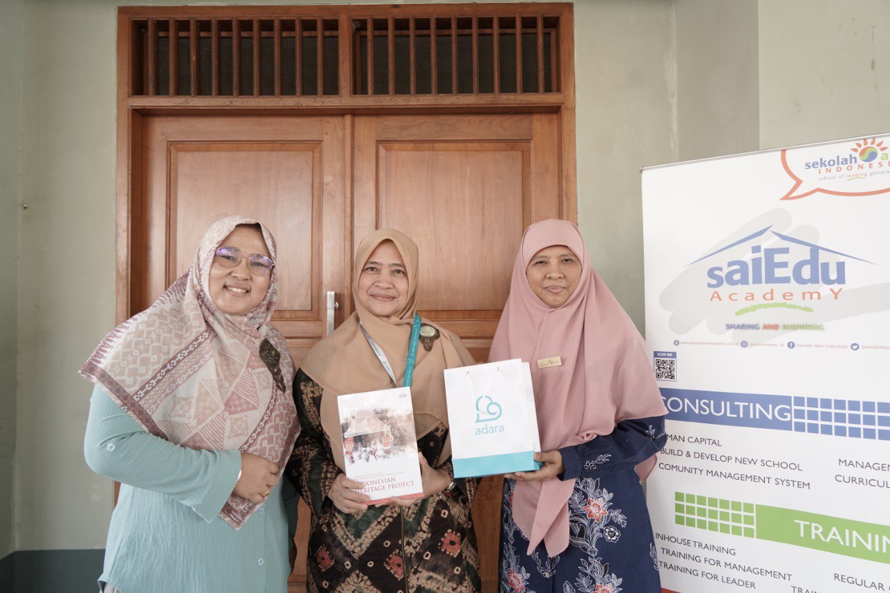 Kunjungan Adara ke Yayasan Sekolah Alam Indonesia (SAI)