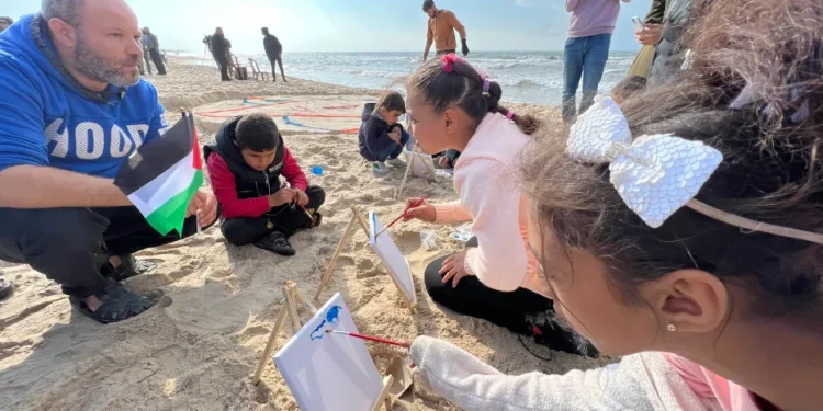 We Have A Right to Play, Kegiatan untuk Anak-anak Difabel di Gaza