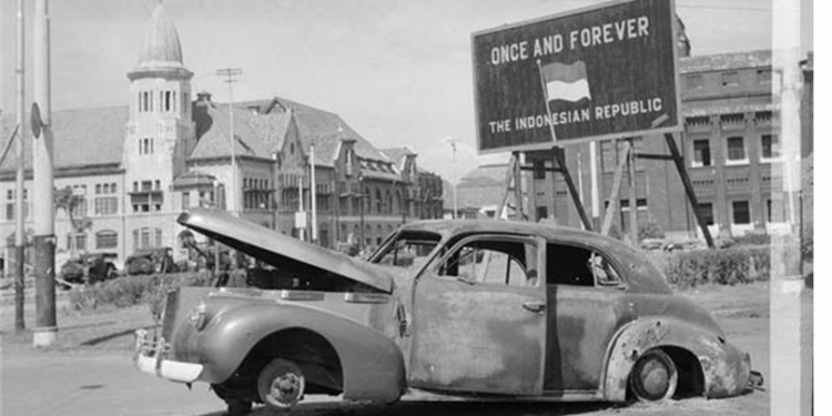 Pertempuran Surabaya: Perempuan Pejuang di Antara Desing Peluru dan Lontaran Mortir