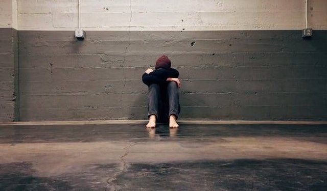 2,45 Juta Remaja Indonesia Alami Gangguan Jiwa dalam Setahun Terakhir