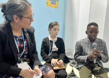 Anak-Anak Menanggung Beban Krisis Dunia