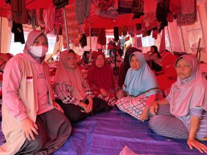 Menilik langsung kondisi penyintas di tenda pengungsi