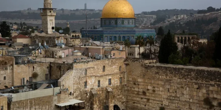 Ingin Masuk ke Jerusalem (Al-Quds), Perempuan Palestina-Amerika ini Ditangkap Israel