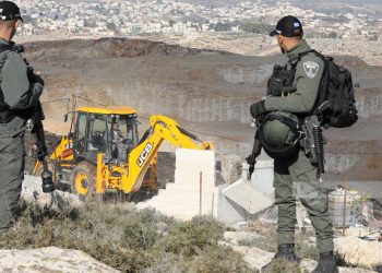 Israel Serang Siswa Sekolah dan Cabut Pohon Zaitun di Hebron