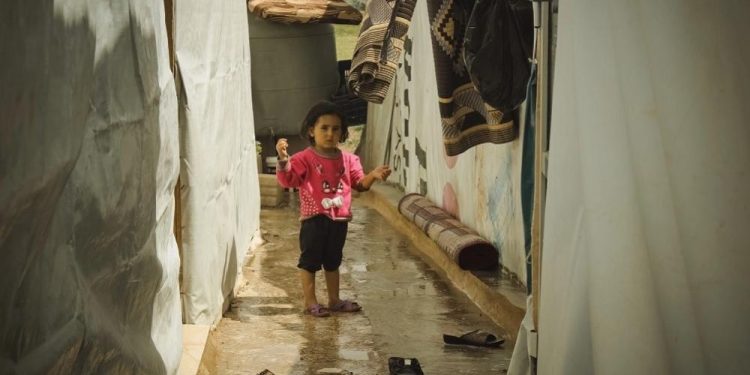 Ratusan Keluarga Gaza Butuh Bantuan Hadapi Cuaca Ekstrem di Musim DinginRatusan Keluarga Gaza Butuh Bantuan Hadapi Cuaca Ekstrem di Musim Dingin