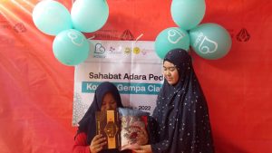 Adara kirim bantuan pendidikan