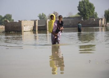 4 Juta Anak di Pakistan Masih Tinggal di Dekat Genangan Air Banjir yang Kotor