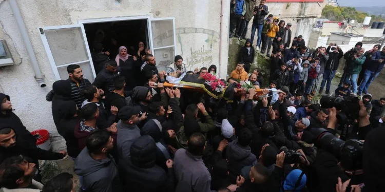 Israel Tembak Mati Guru Palestina di Tepi Barat