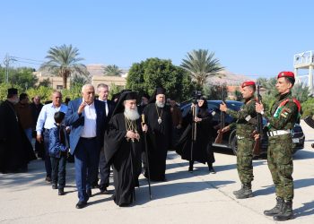 Umat Kristen Ortodoks Armenia Mulai Perayaan Natal di Bethlehem