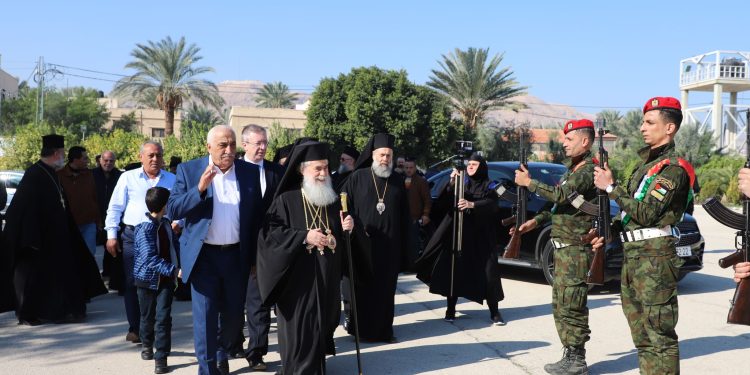 Umat Kristen Ortodoks Armenia Mulai Perayaan Natal di Bethlehem