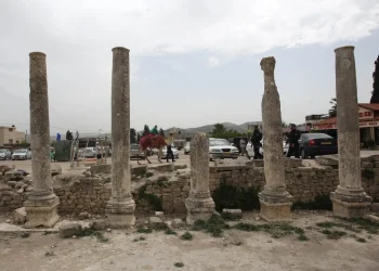 Zionis Israel Curi Artefak dari Situs Palestina di Nablus