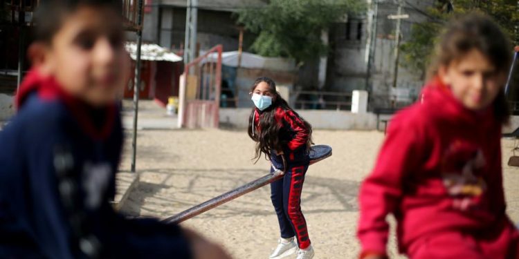 Israel Tolak Pengobatan Pasien Kanker dari Gaza