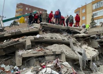 Gempa Magnitudo 7,7 Menewaskan Lebih dari 3.800 Korban di Turki dan Suriah