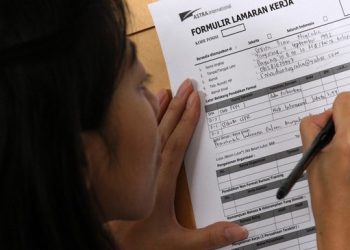 Angka Pengangguran Indonesia Meningkat Menjadi 8,42 Juta!