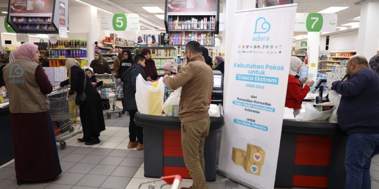 Hangatkan Keluarga Palestina, Adara Kirimkan Bantuan untuk Hadapi Musim Dingin