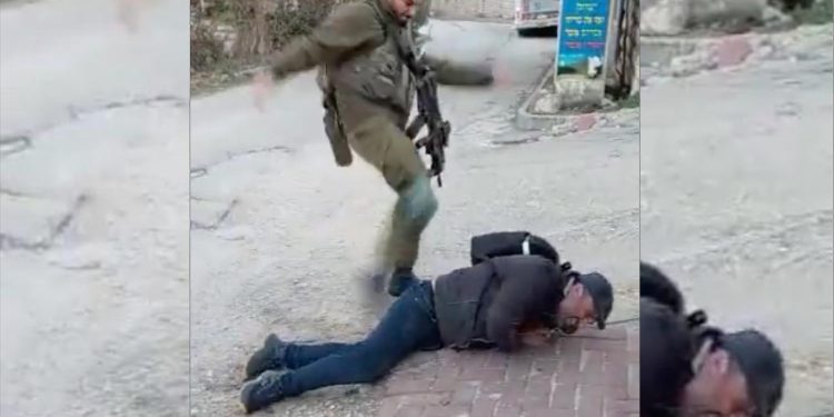 Tentara Israel Tertangkap Kamera Siksa Aktivis Palestina di Hebron