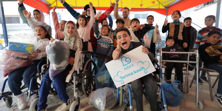 Bantu Teman Difabel Gaza, Adara Kirimkan Bantuan untuk Hadapi Musim Dingin