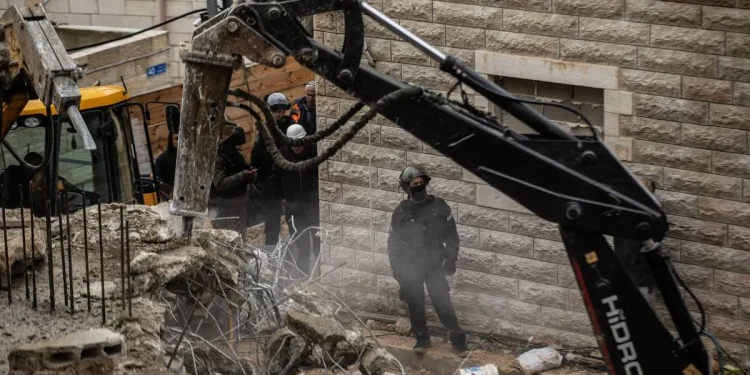 Israel Hancurkan Dua Kali Lipat Bangunan Palestina pada Tahun 2023