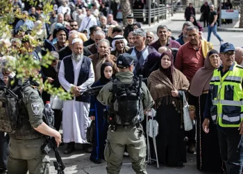 Militer Israel Serang Masjid Al-Aqsa pada Ramadan, Penduduk Palestina Dipukuli dan Diserang