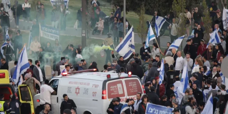 Pengunjuk Rasa Israel Serang Penduduk Palestina yang Melintas di Dekat Area Demonstrasi