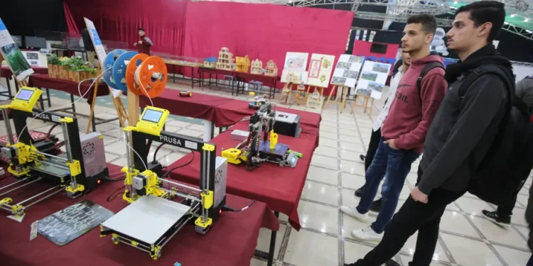 Siswa Gaza Pamerkan Proyek Wirausaha