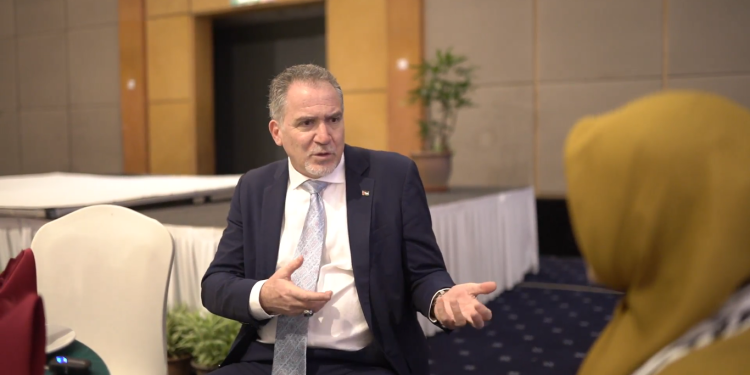 Wawancara Eksklusif Direktur Adara, Sri Vira Chandra dengan Aktivis Kemanusiaan Palestina