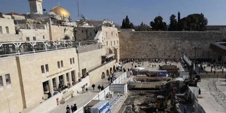AS Menyeru Perluasan Ruang Doa Yahudi di Tembok Barat