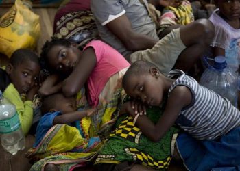 Bencana Topan, Kolera, dan Banjir Mengancam Anak-Anak di Mozambik