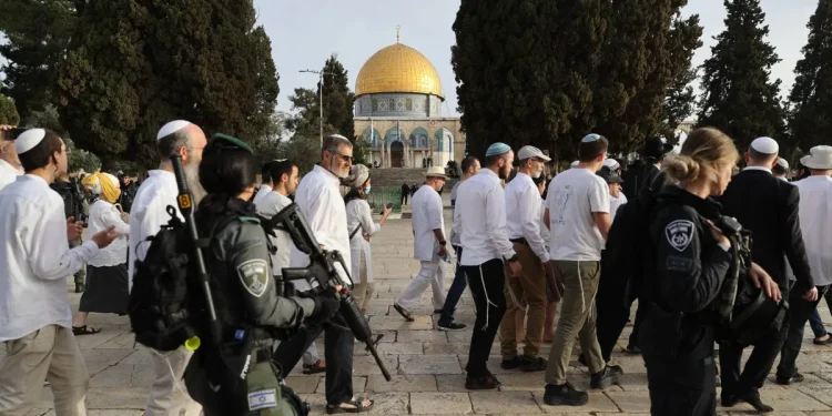 Darurat! Lebih dari 1.500 Pemukim Israel Serbu Masjid Al-Aqsa, Ini yang Mereka Lakukan