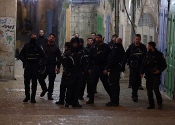 Pasukan Israel Serang Masjid Al-Aqsa dengan Lebih Brutal, Penduduk Palestina Jelaskan Kengerian Kondisinya