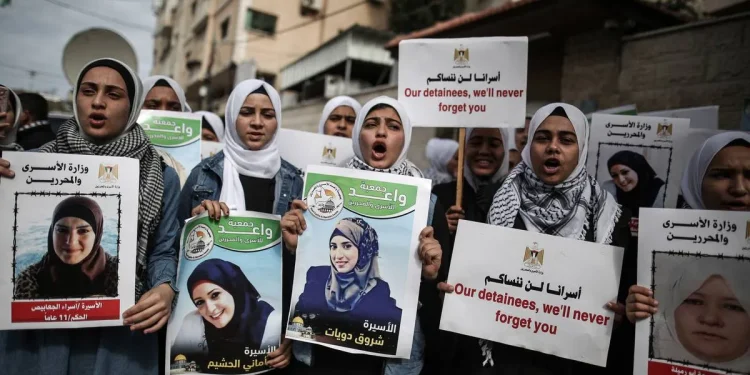 34 Perempuan Tawanan Palestina di Penjara Israel dalam Kondisi Memprihatinkan