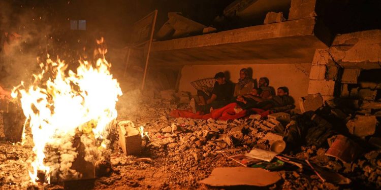 Kisah 5 Saudara Difabel yang Kehilangan Rumah Pasca-Agresi Gaza