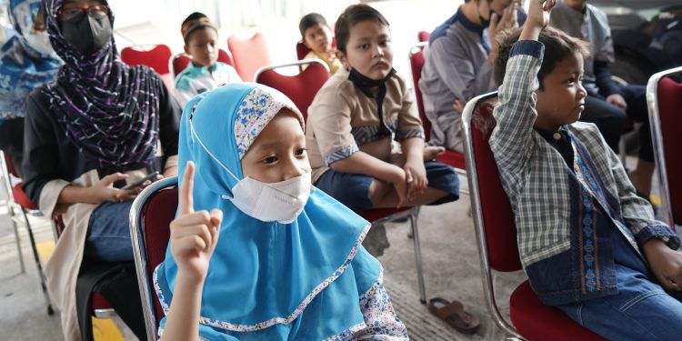 Adara Gelar Acara Santunan Yatim dan Buka Puasa Bersama
