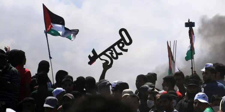 Mantan tentara Israel Kembalikan Kunci Masjid Al-Aqsa yang Ia Curi 56 Tahun yang Lalu, Sampaikan Pesan Penting untuk Penjajah