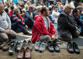 Pelajar Muslim dan Imigran Menjadi Sasaran Rasis di Berlin, Penelitian di Jerman Sebut 48% Masyarakat Percaya Islam Tidak Cocok di Jerman