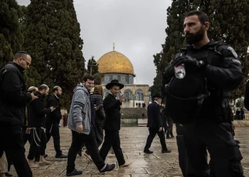 Rayakan Hari Shavuot, Ratusan Pemukim Serbu Masjid Al-Aqsa