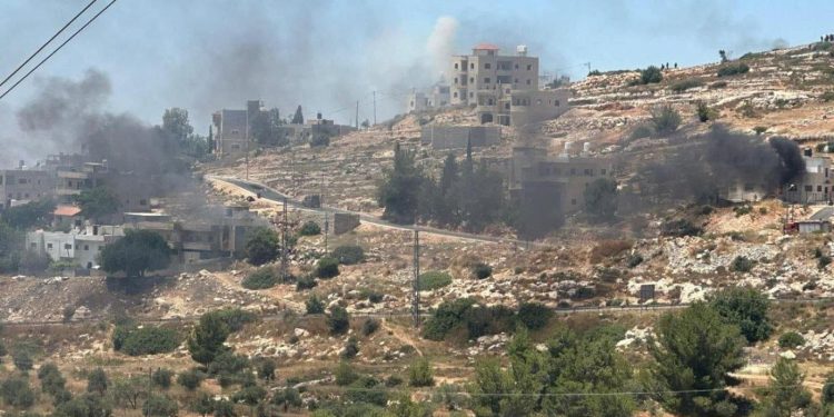 Israel Serang Desa Turmusaya Lima Hari Berturut-Turut, Bakar Lebih dari 30 Rumah