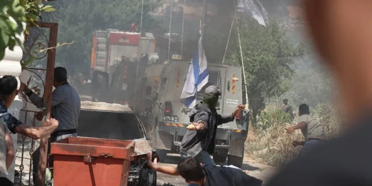 Hanya dalam Waktu 24 Jam, Pemukim Israel Lakukan 310 Serangan terhadap Warga Palestina di Nablus