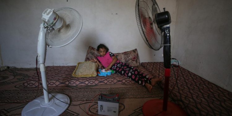 Israel Terus Lakukan Pemadaman Listrik, Penduduk Gaza Menderita Sepanjang Musim Panas