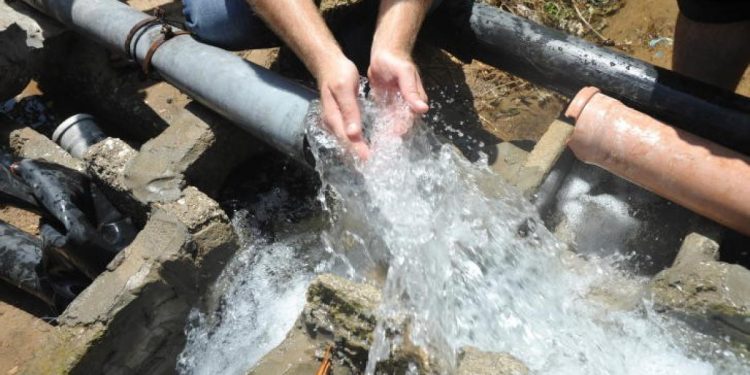 Musim Panas, Perusahaan Air Israel Justru Kurangi Pasokan Air untuk Warga Palestina