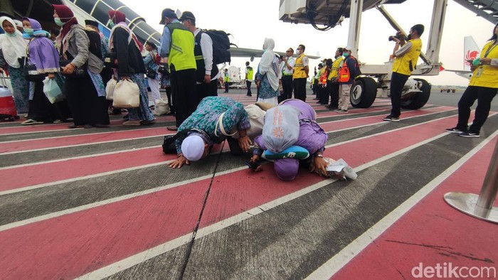 Update Kepulangan Haji; 135.475 Jemaah Tiba di Indonesia, 723 Jemaah Wafat di Tanah Suci