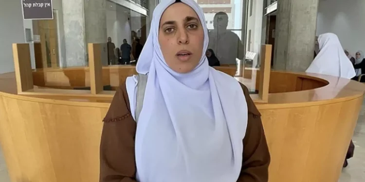 Israel Vonis 4 Tahun Penjarakan Perempuan Relawan untuk Anak-Anak Gaza, MeskiTanpa Bukti